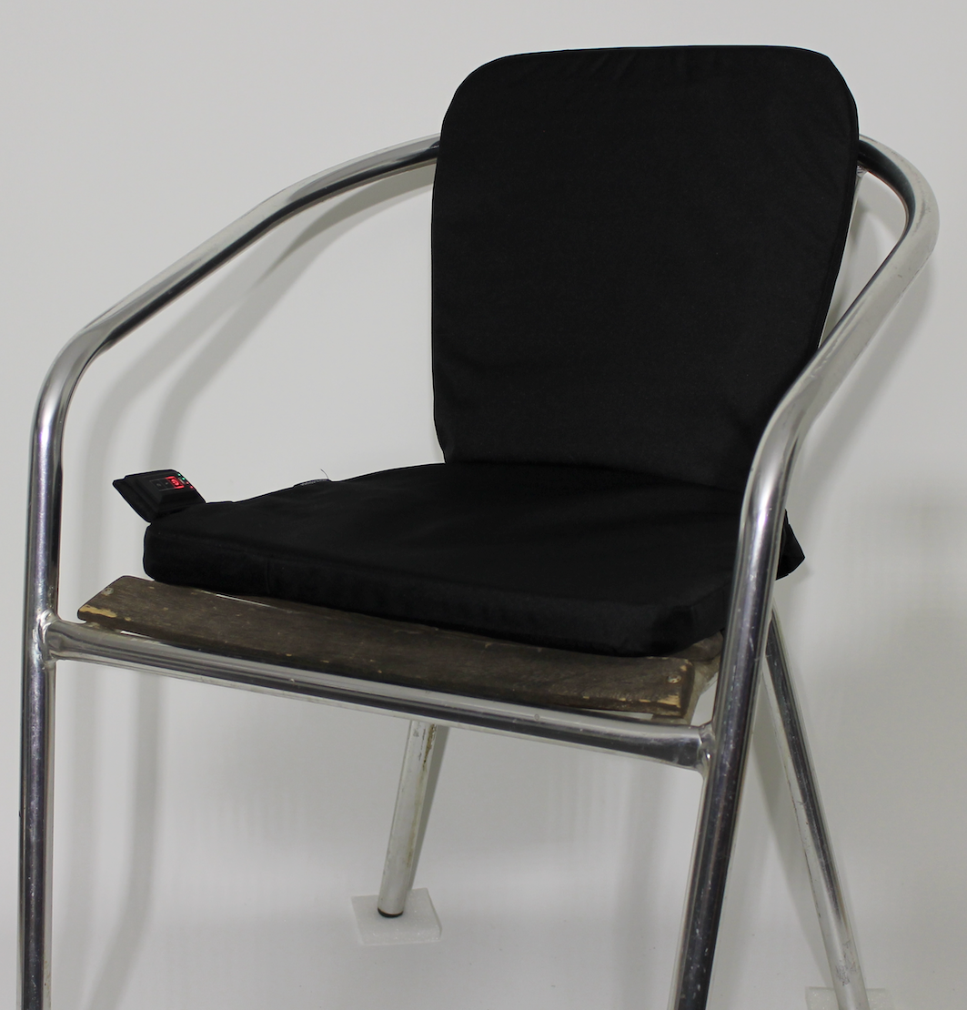 StaySeat heating pad - brown / white checkered